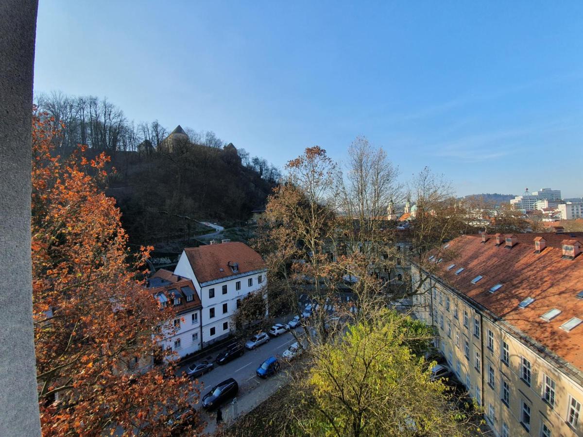 Bossa Nova Castle&Outstanding Home With Garage Ljubljana Exteriör bild
