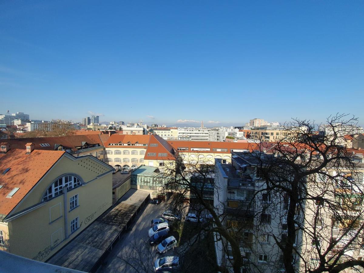 Bossa Nova Castle&Outstanding Home With Garage Ljubljana Exteriör bild